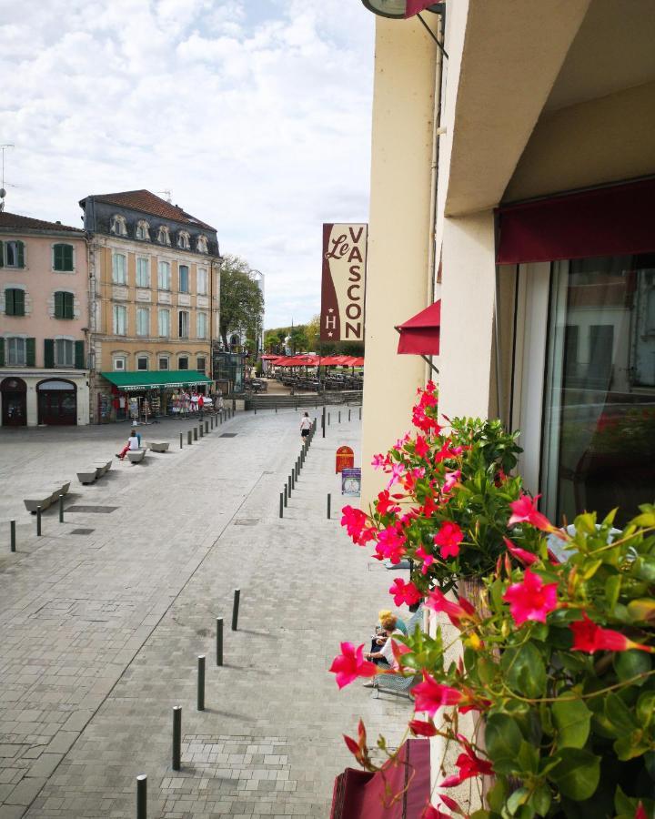 Hotel Le Vascon Dax Exterior foto